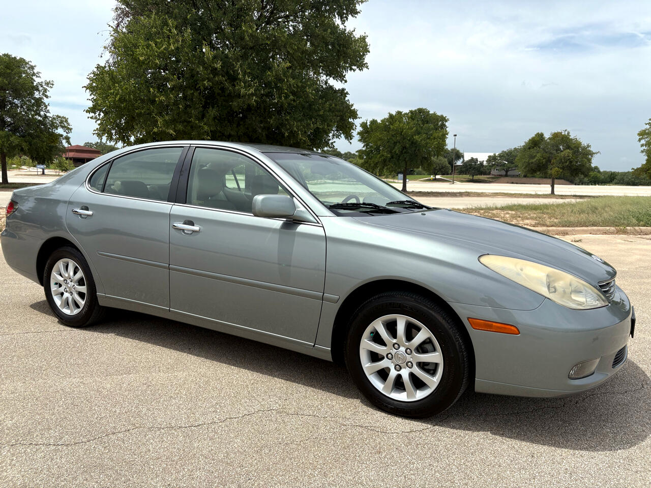 2004 Lexus ES 330 photo 36