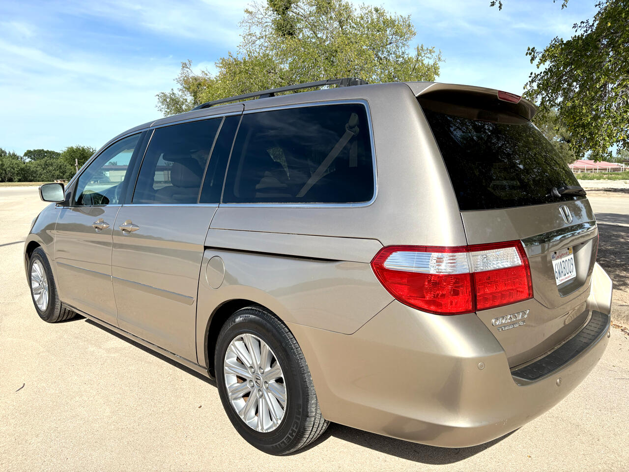 2007 Honda Odyssey Touring photo 4