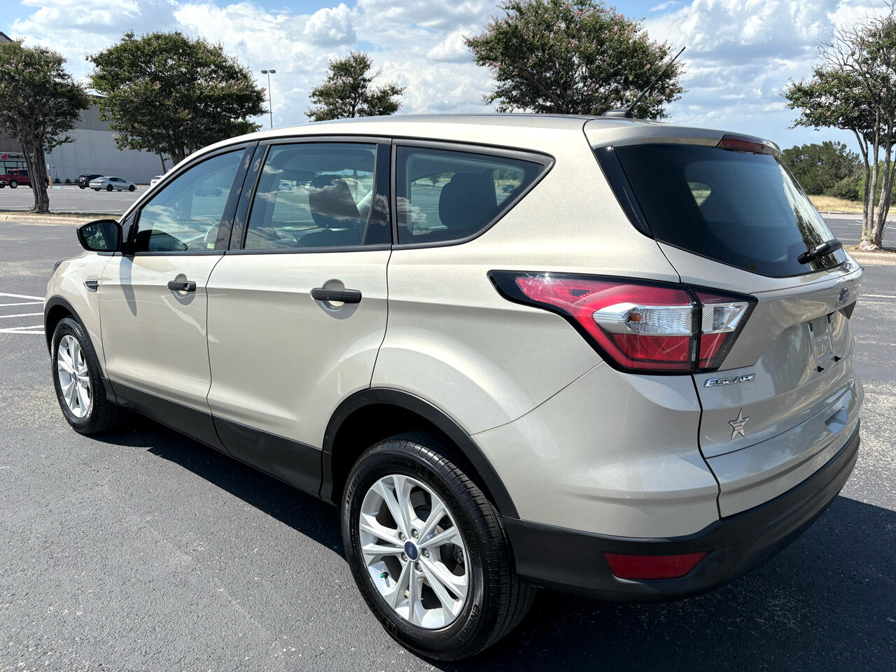 2018 Ford Escape S photo 4