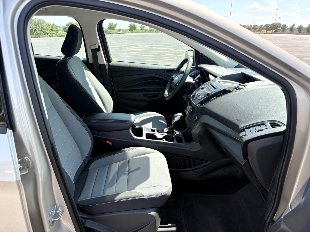 Ford Escape S FWD 2018 Ford Escape S FWD 2018