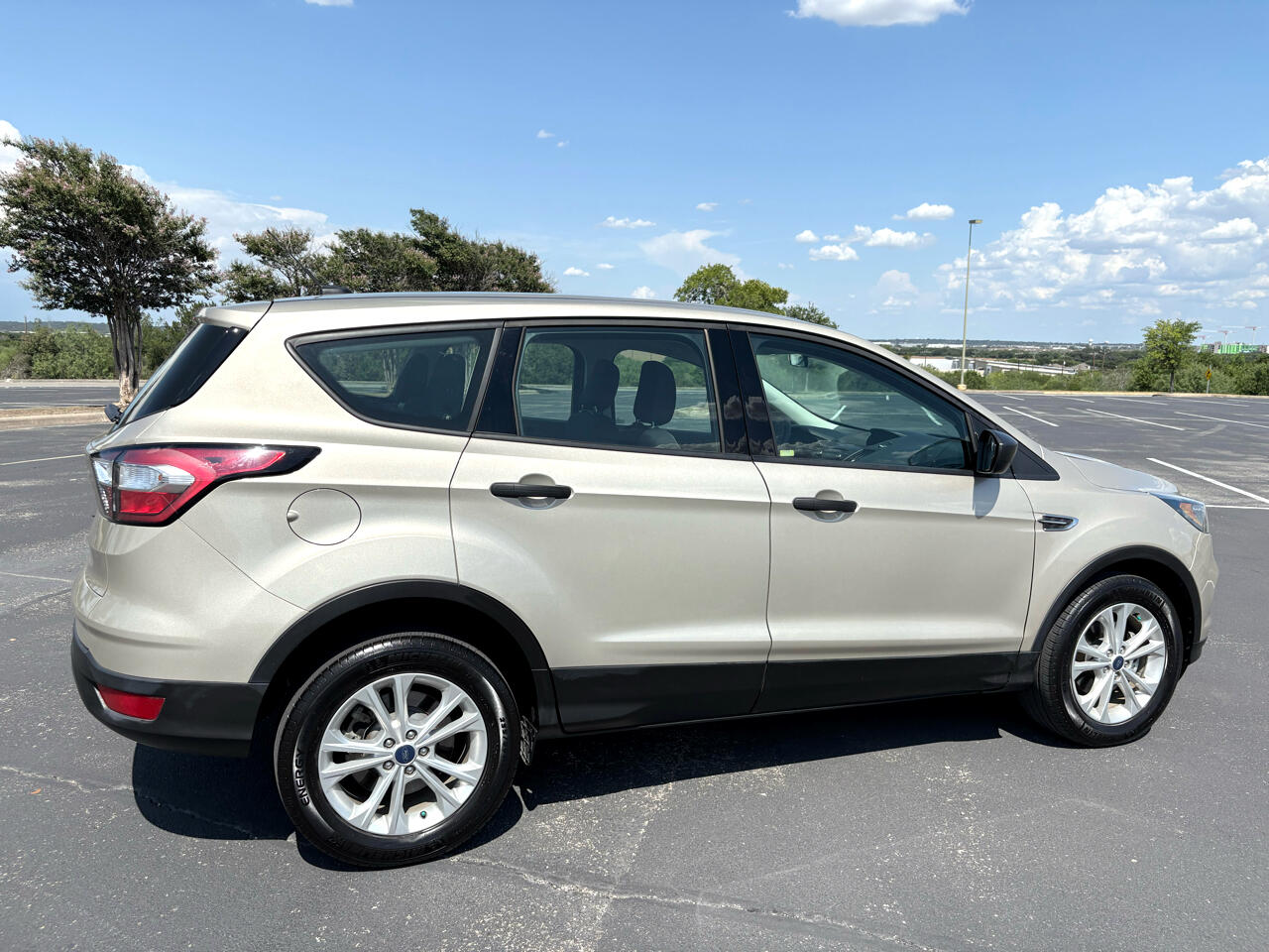 Ford Escape S FWD 2018 Ford Escape S FWD 2018