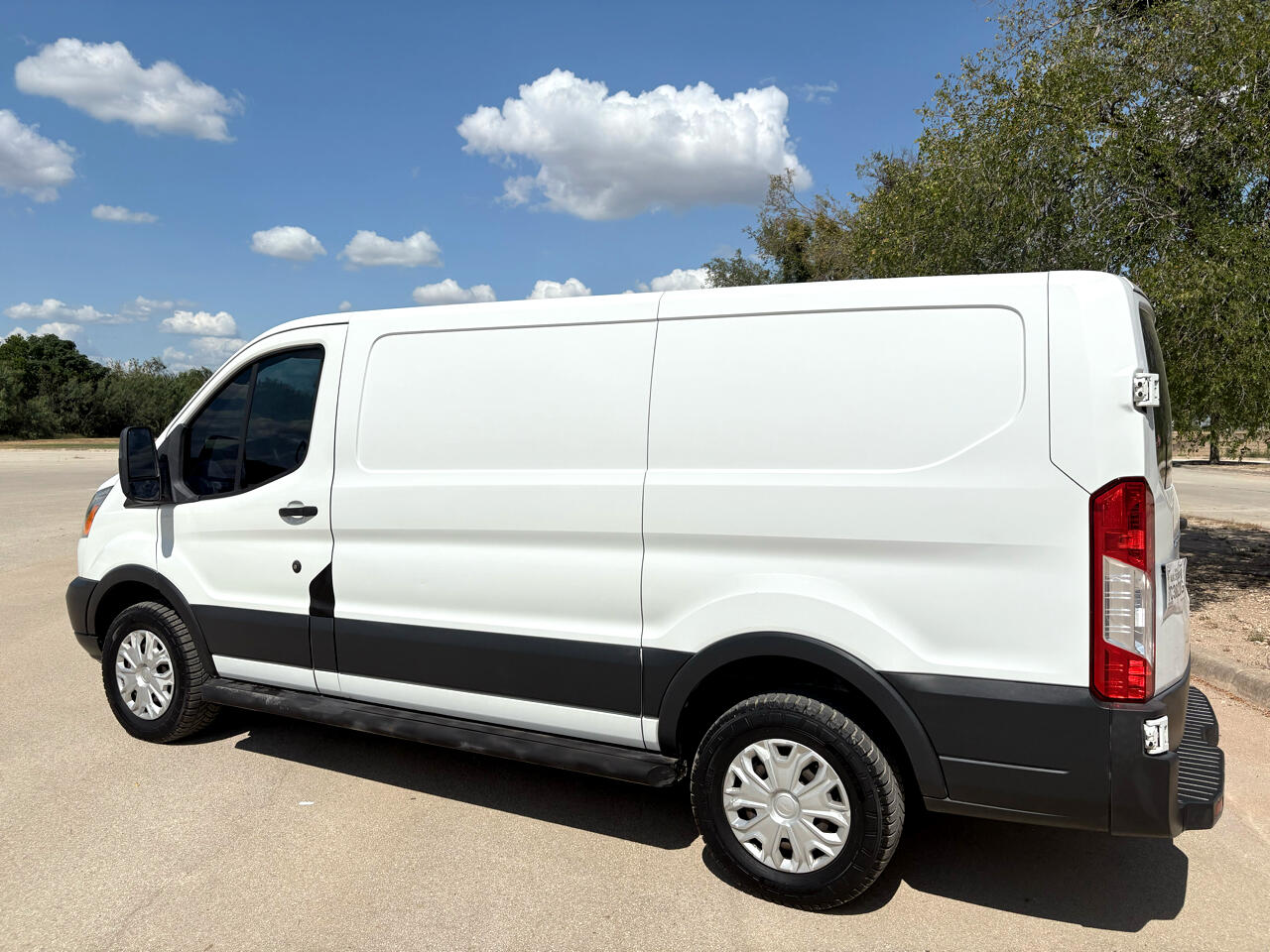 2015 Ford Transit Van photo 3