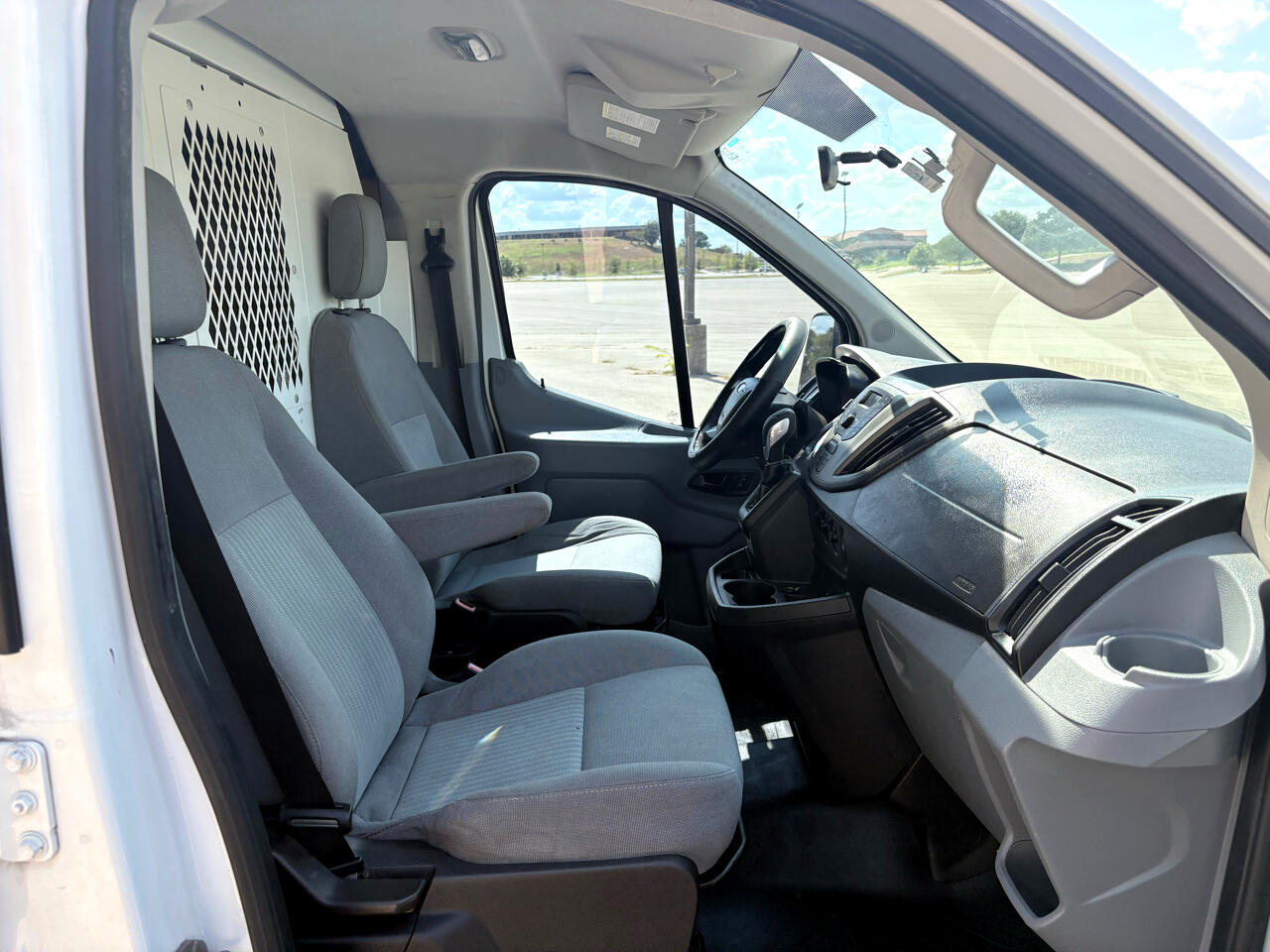 2015 Ford Transit Van photo 9