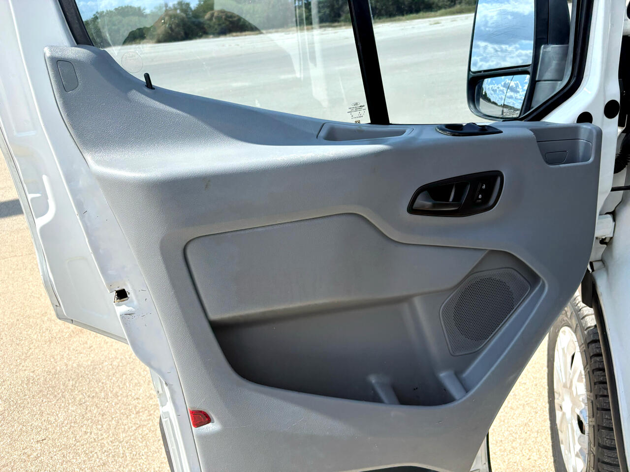 2015 Ford Transit Van photo 12