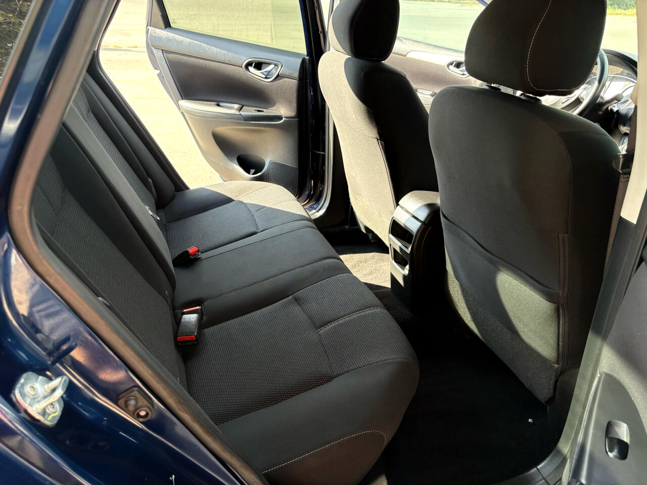 2018 Nissan Sentra S photo 18