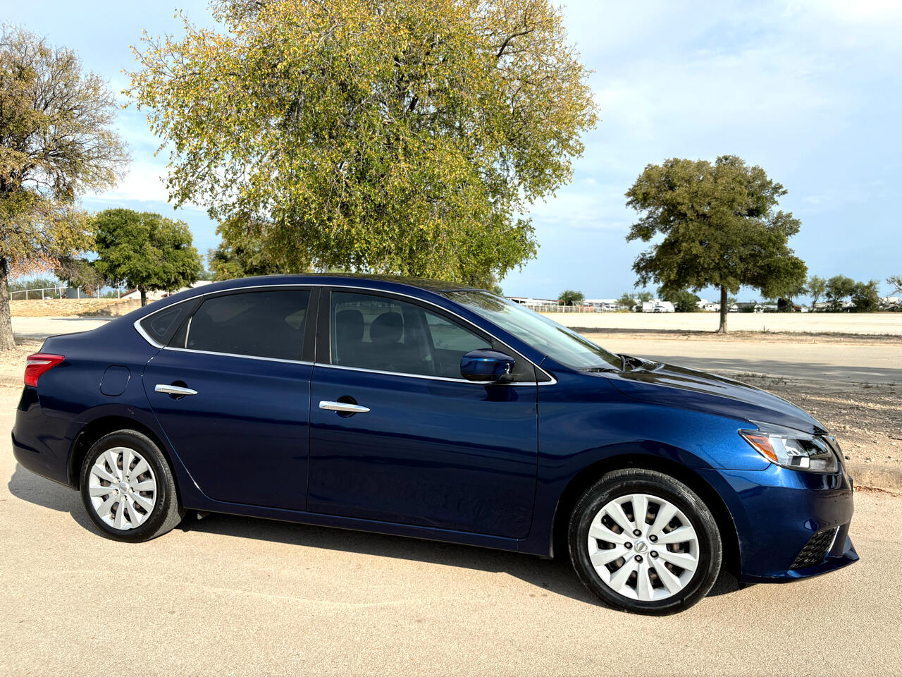 2018 Nissan Sentra S photo 34