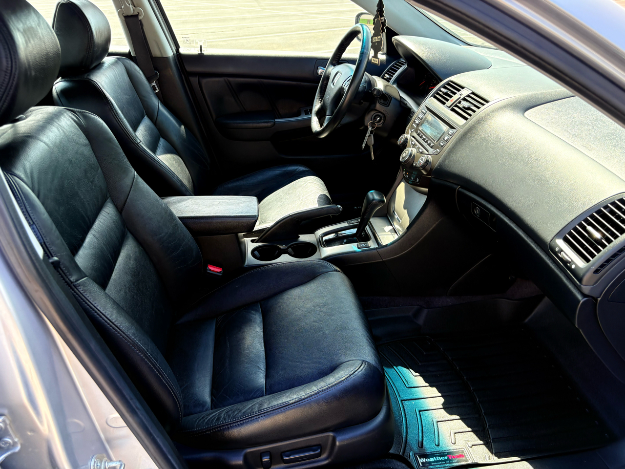 2004 Honda Accord EX photo 2