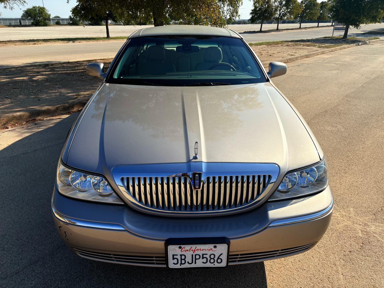 Lincoln Town Car Signature 2003 Lincoln Town Car Signature 2003