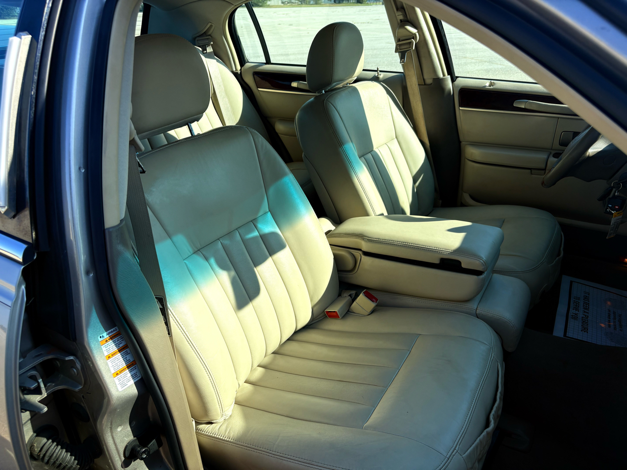 Lincoln Town Car Signature 2003 Lincoln Town Car Signature 2003