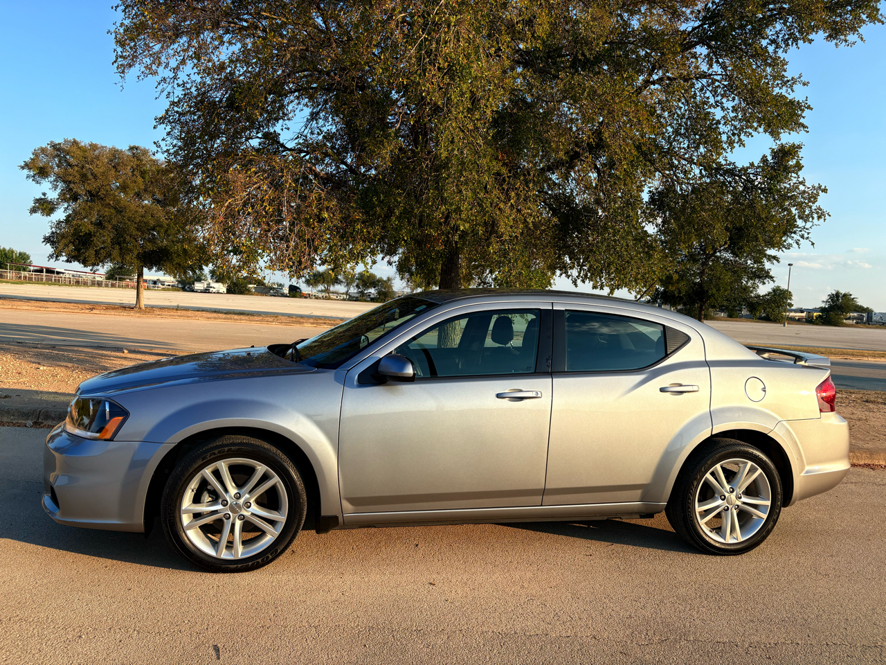 Dodge Avenger SXT 2013 Dodge Avenger SXT 2013