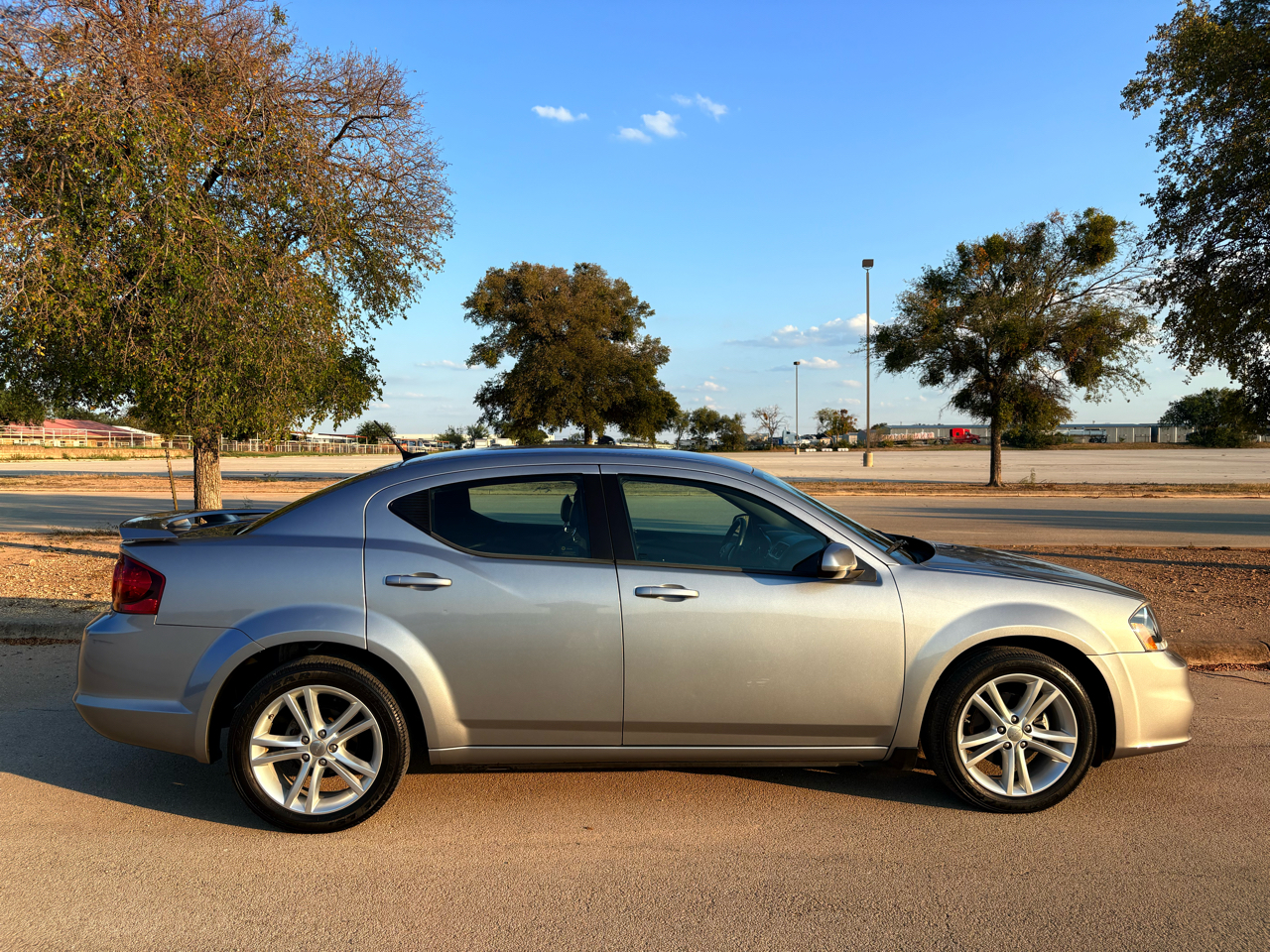Dodge Avenger SXT 2013 Dodge Avenger SXT 2013