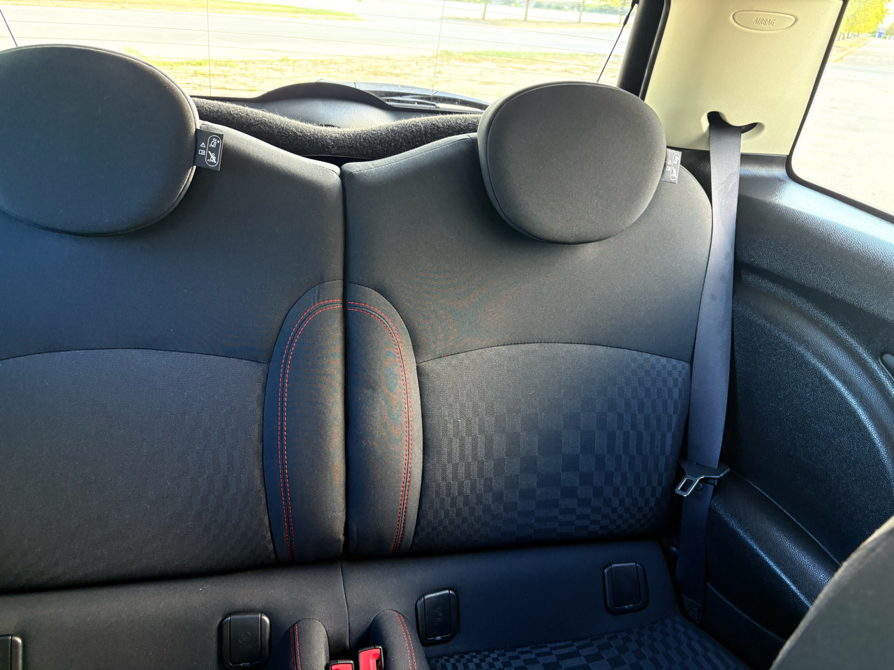 2013 Mini Cooper Hardtop S photo 12