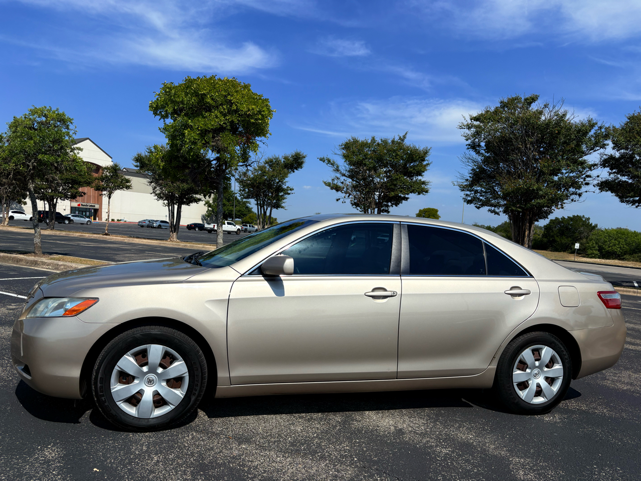 2007 Toyota Camry LE photo 3