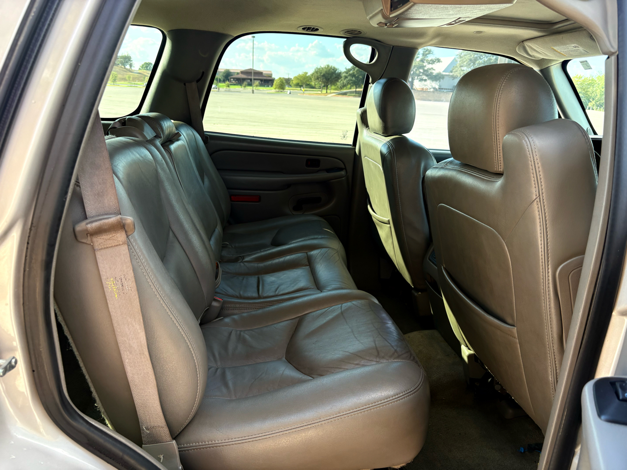 Chevrolet Tahoe 2WD 2004 Chevrolet Tahoe 2WD 2004