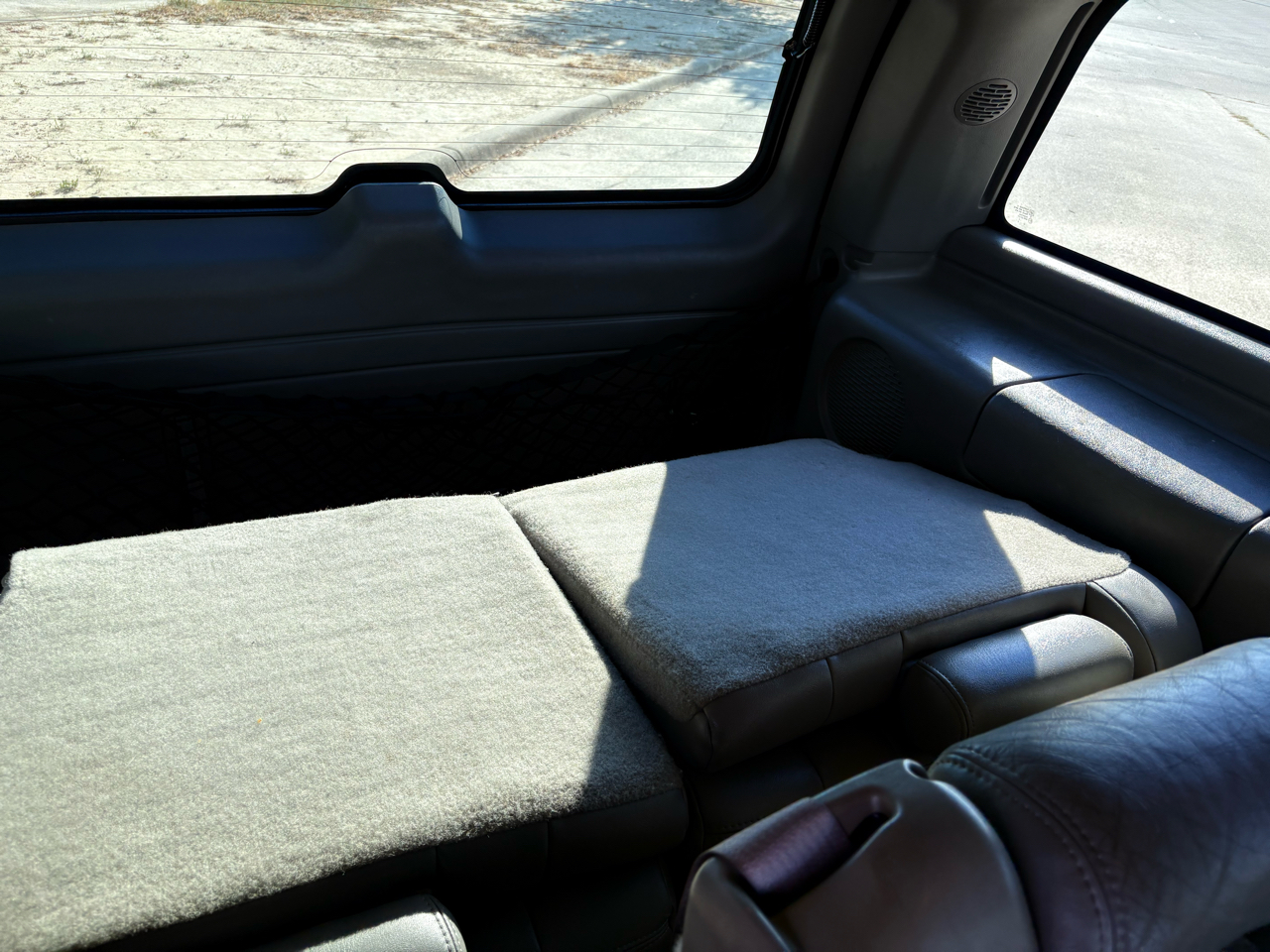 Chevrolet Tahoe 2WD 2004 Chevrolet Tahoe 2WD 2004