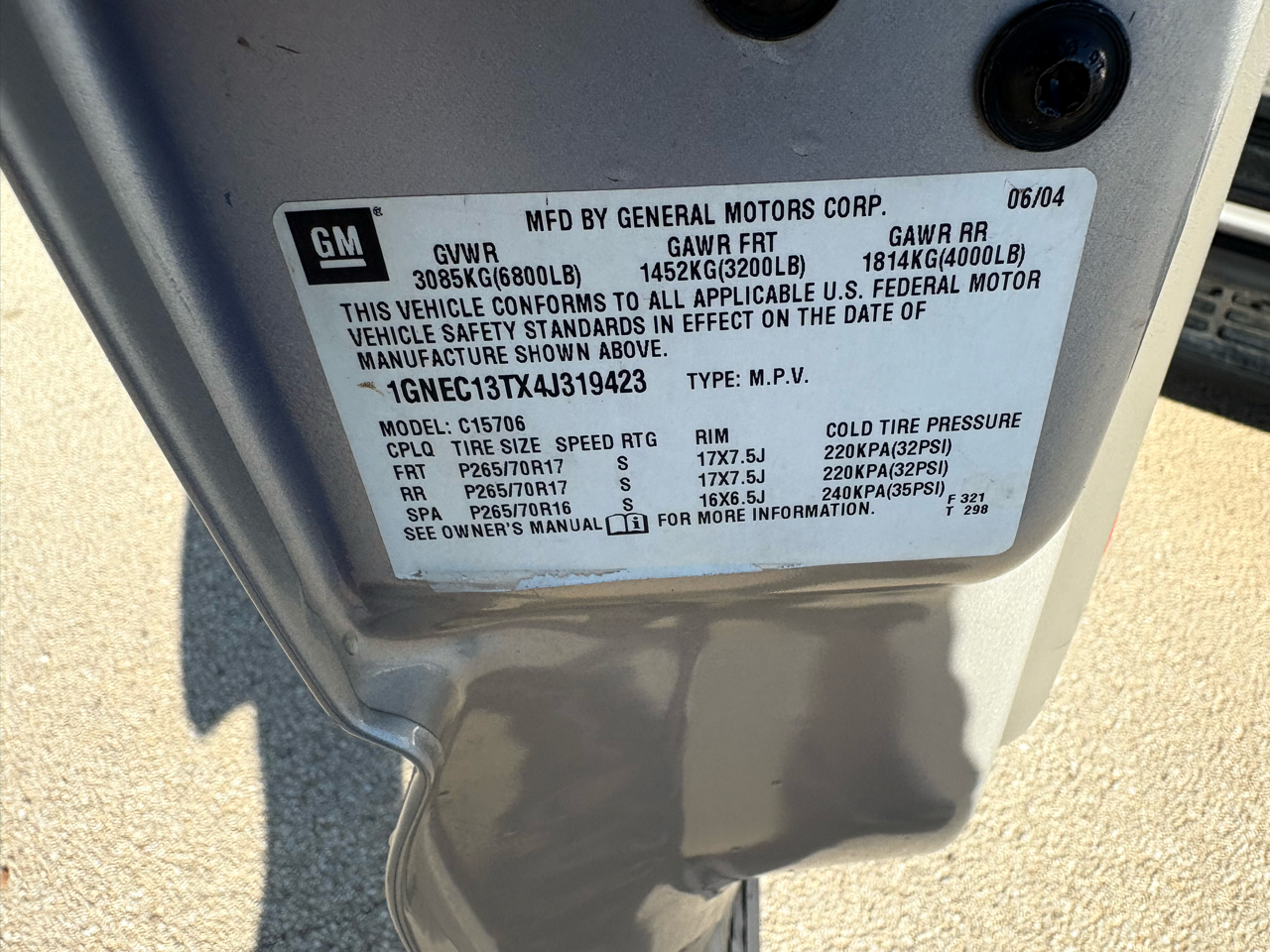 Chevrolet Tahoe 2WD 2004 Chevrolet Tahoe 2WD 2004