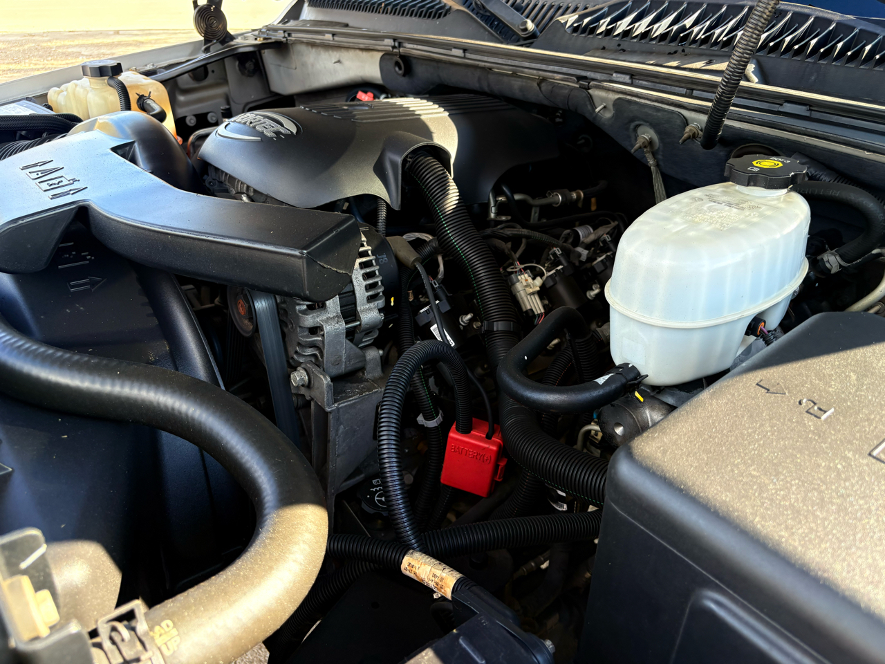 Chevrolet Tahoe 2WD 2004 Chevrolet Tahoe 2WD 2004