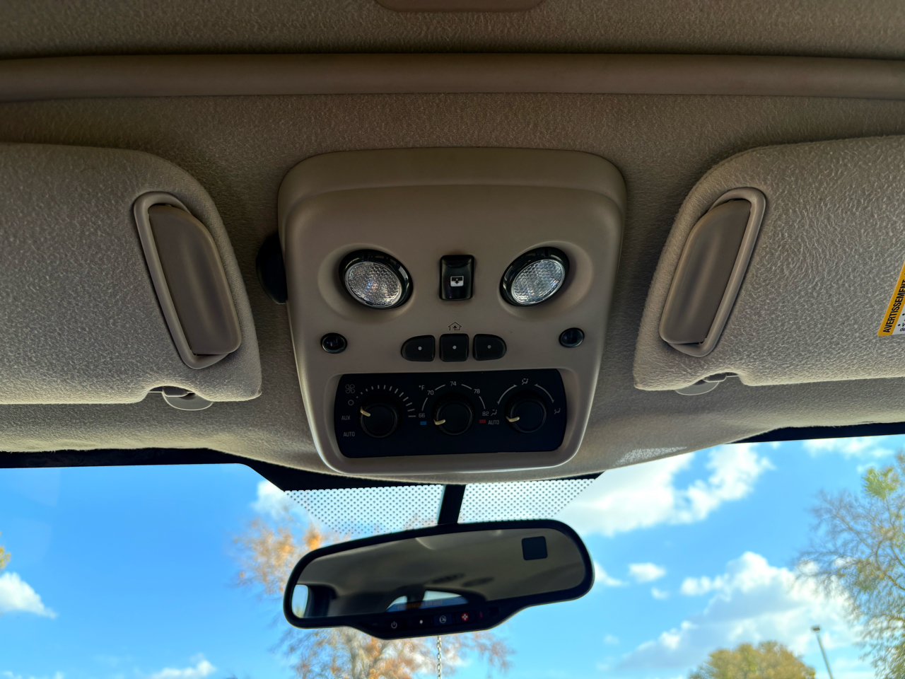 Chevrolet Tahoe 2WD 2004 Chevrolet Tahoe 2WD 2004