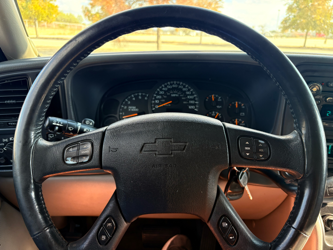 Chevrolet Tahoe 2WD 2004 Chevrolet Tahoe 2WD 2004