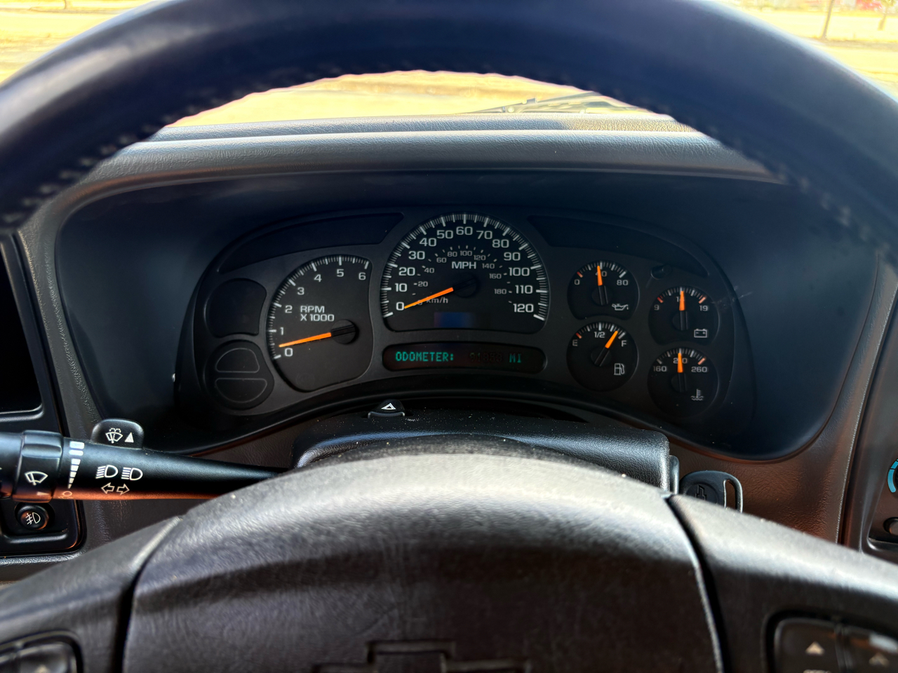 Chevrolet Tahoe 2WD 2004 Chevrolet Tahoe 2WD 2004