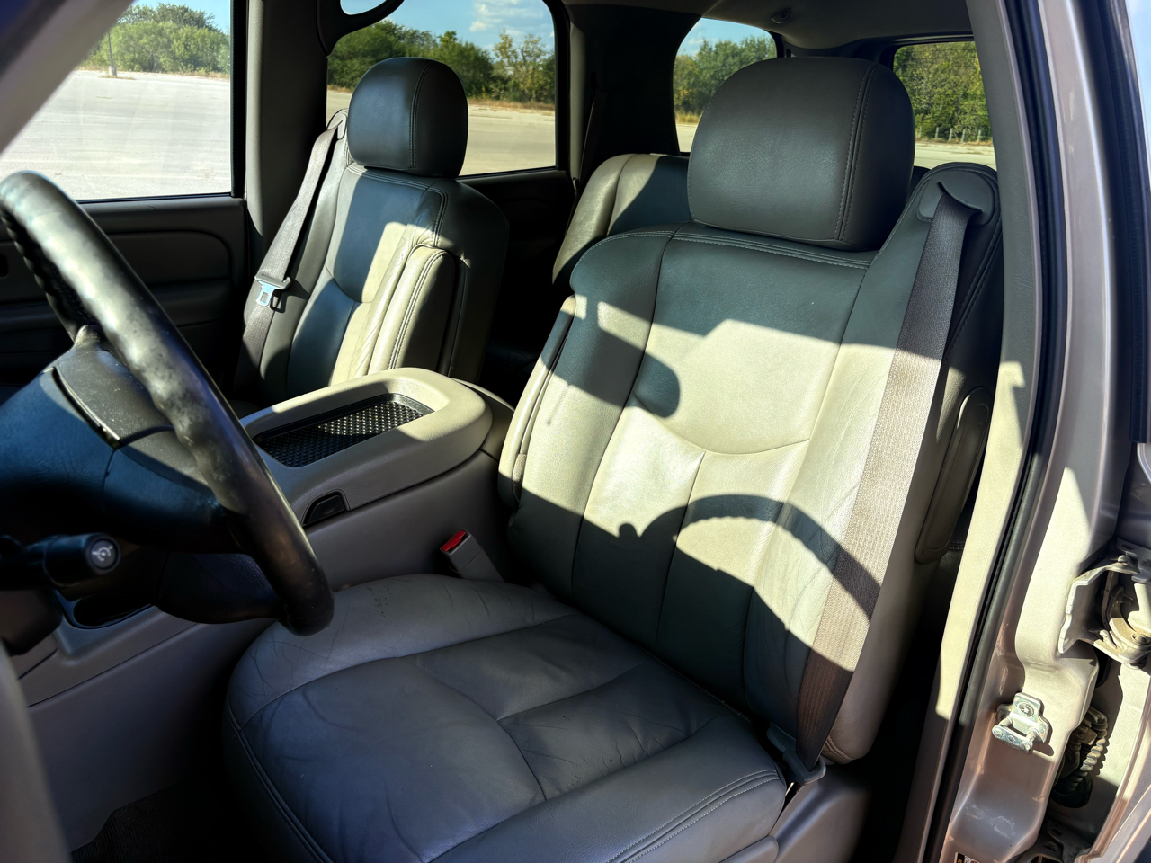 Chevrolet Tahoe 2WD 2004 Chevrolet Tahoe 2WD 2004