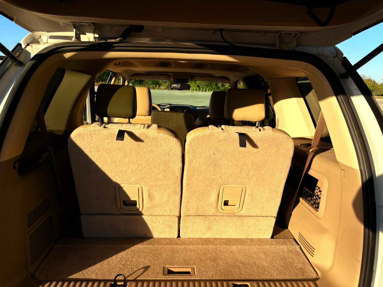 Ford Explorer XLT 4.0L 2WD 2010