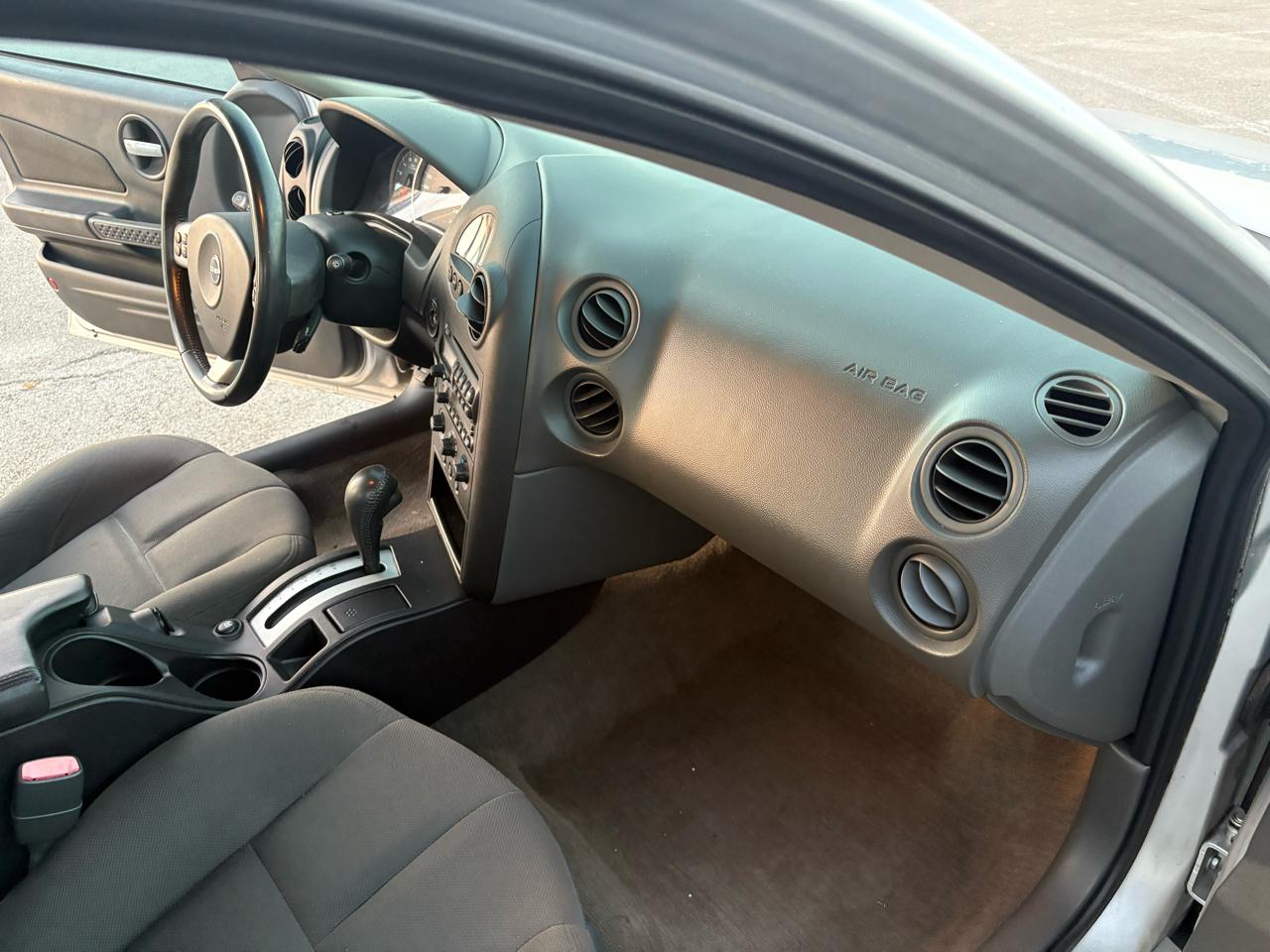 Pontiac Grand Prix GT2 2004