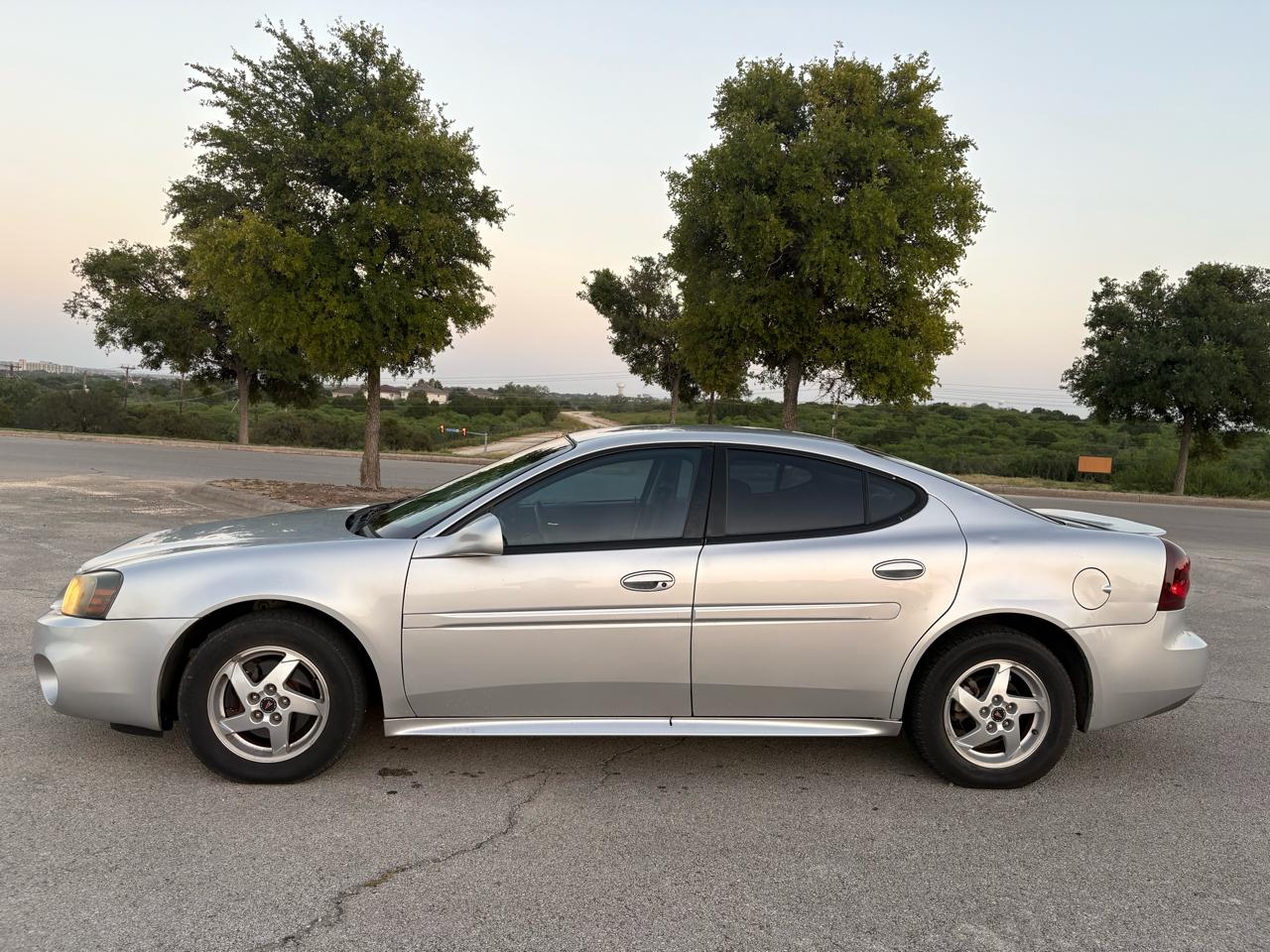 Pontiac Grand Prix GT2 2004