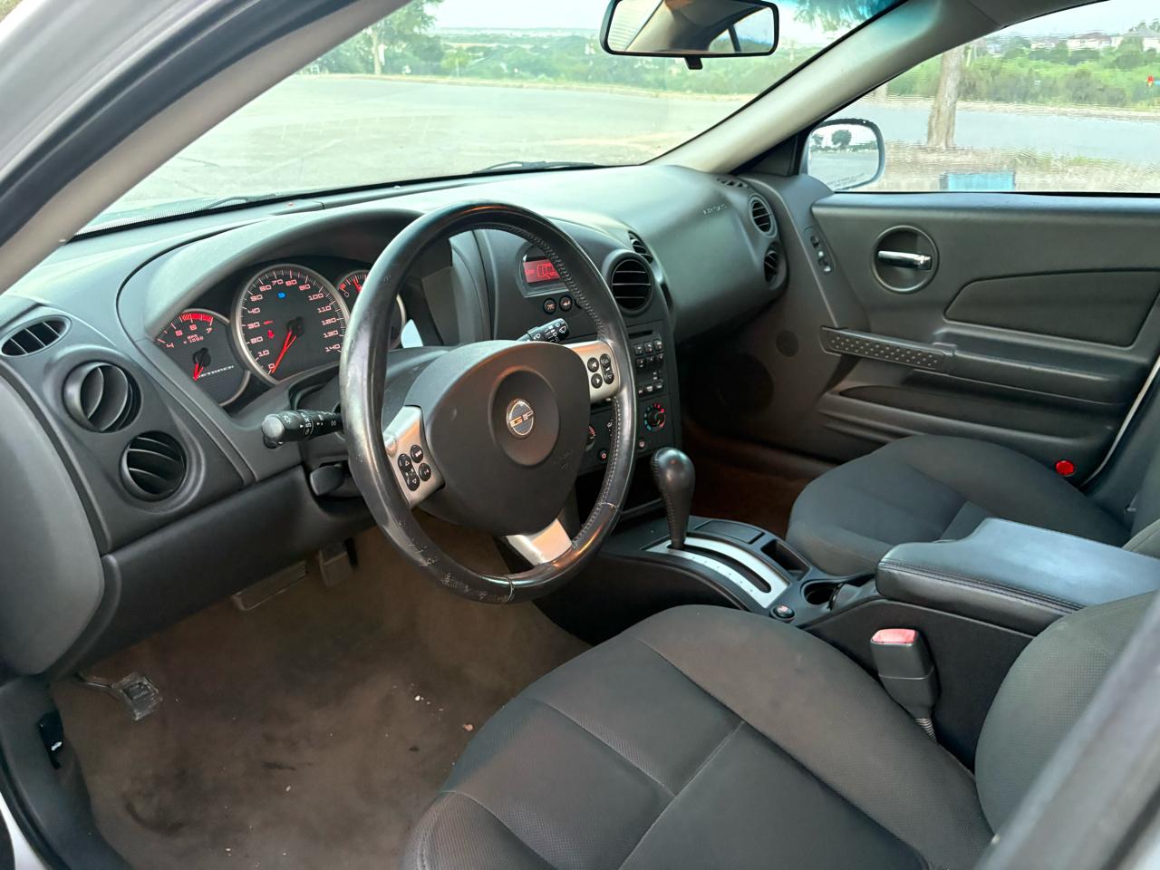 Pontiac Grand Prix GT2 2004