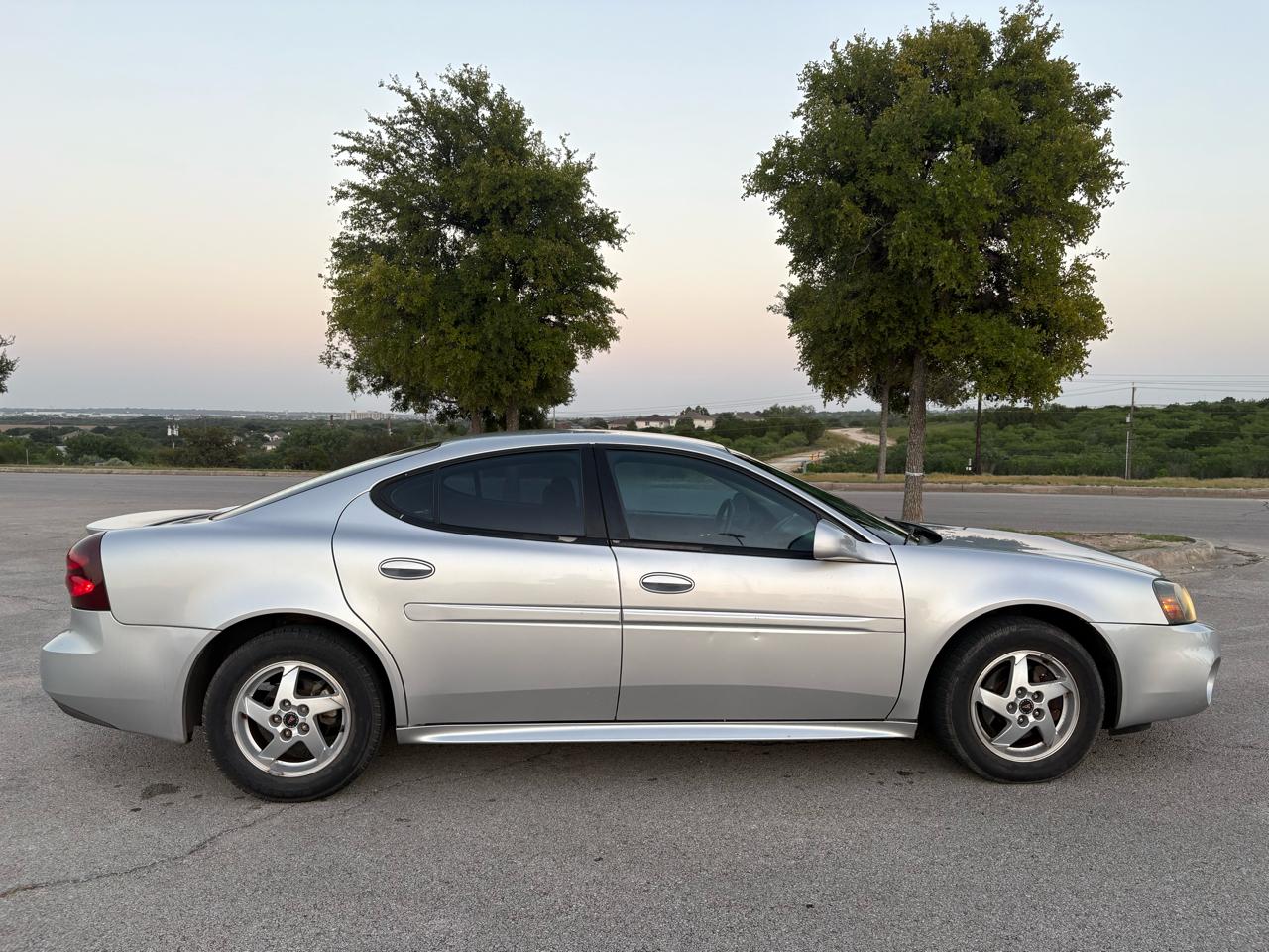 Pontiac Grand Prix GT2 2004