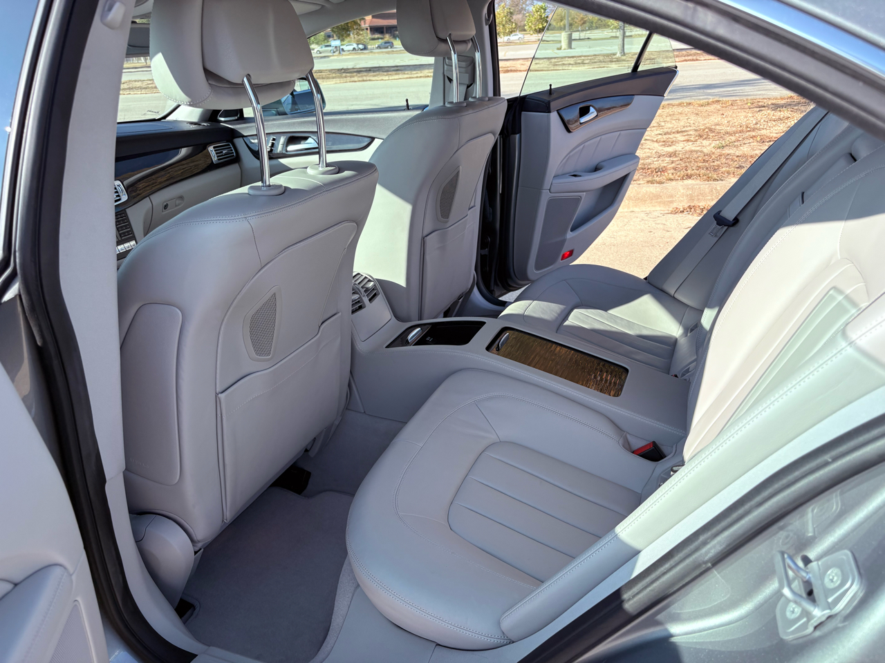 Mercedes-Benz CLS-Class CLS550 2012