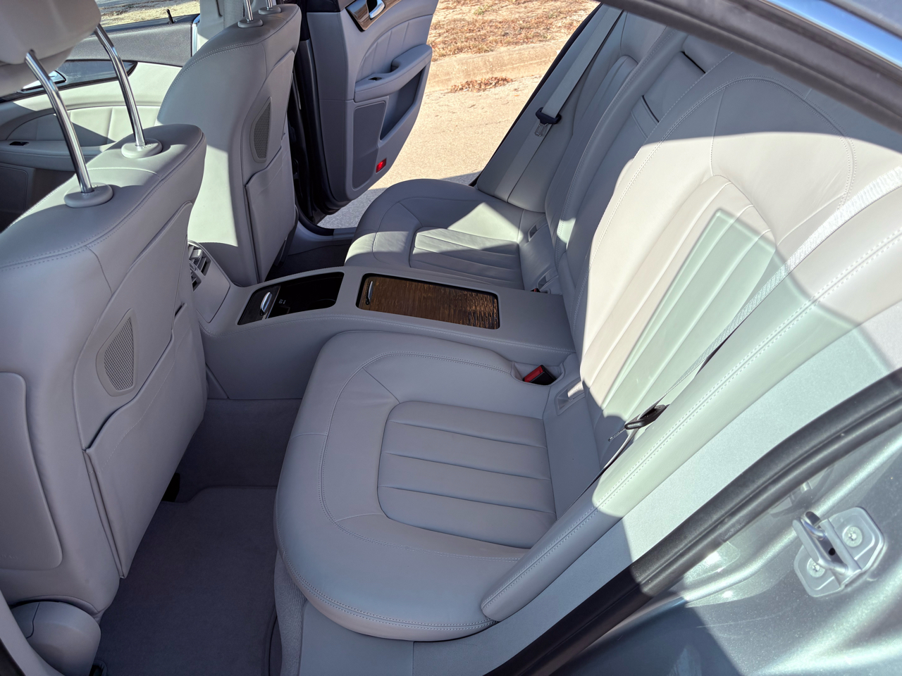 Mercedes-Benz CLS-Class CLS550 2012