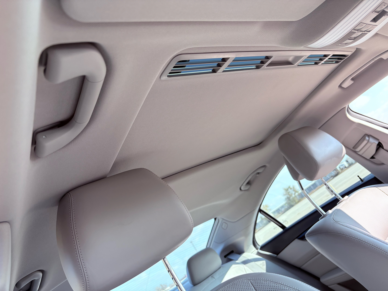 Mercedes-Benz CLS-Class CLS550 2012