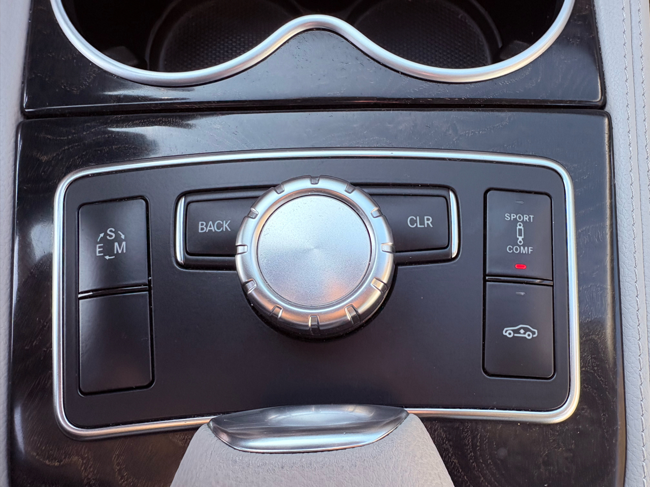 Mercedes-Benz CLS-Class CLS550 2012