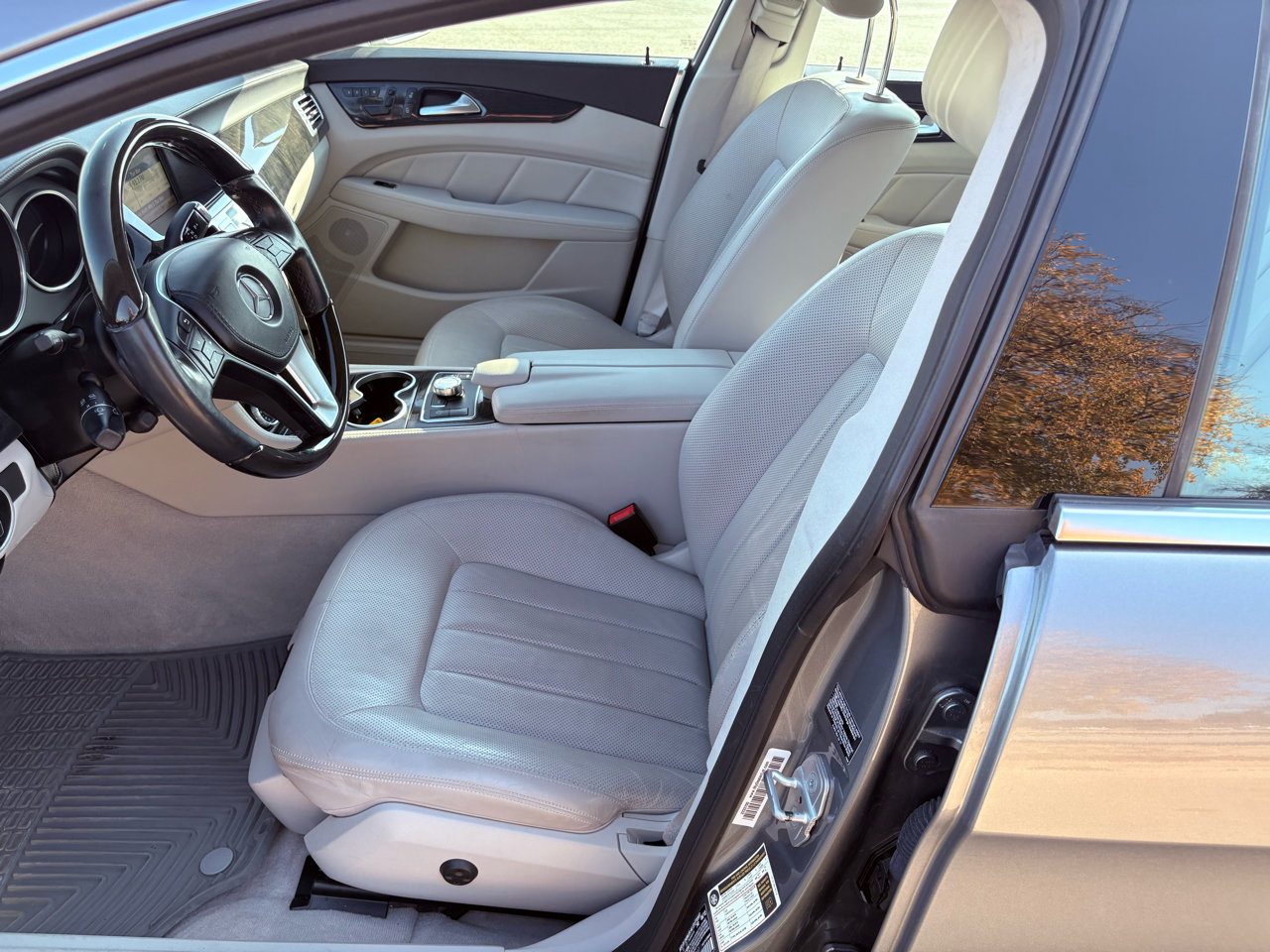 Mercedes-Benz CLS-Class CLS550 2012