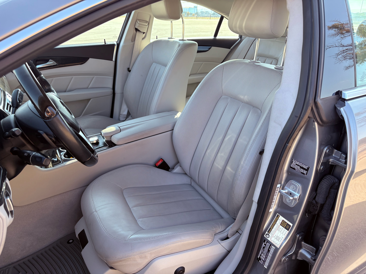 Mercedes-Benz CLS-Class CLS550 2012