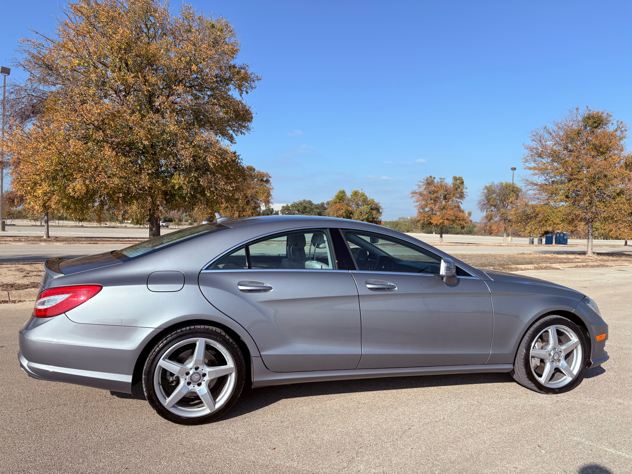 Mercedes-Benz CLS-Class CLS550 2012