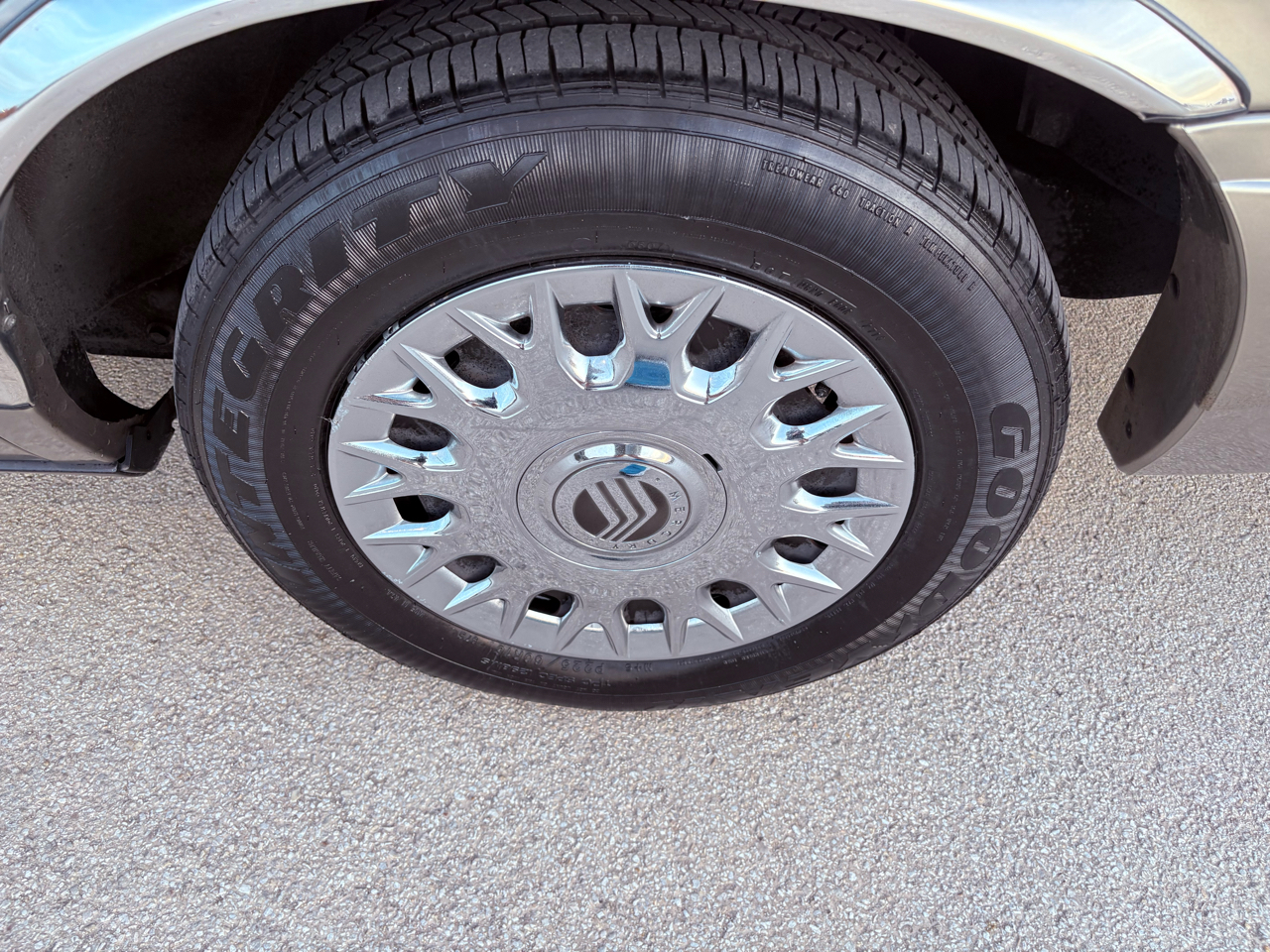 Mercury Grand Marquis GS 2003