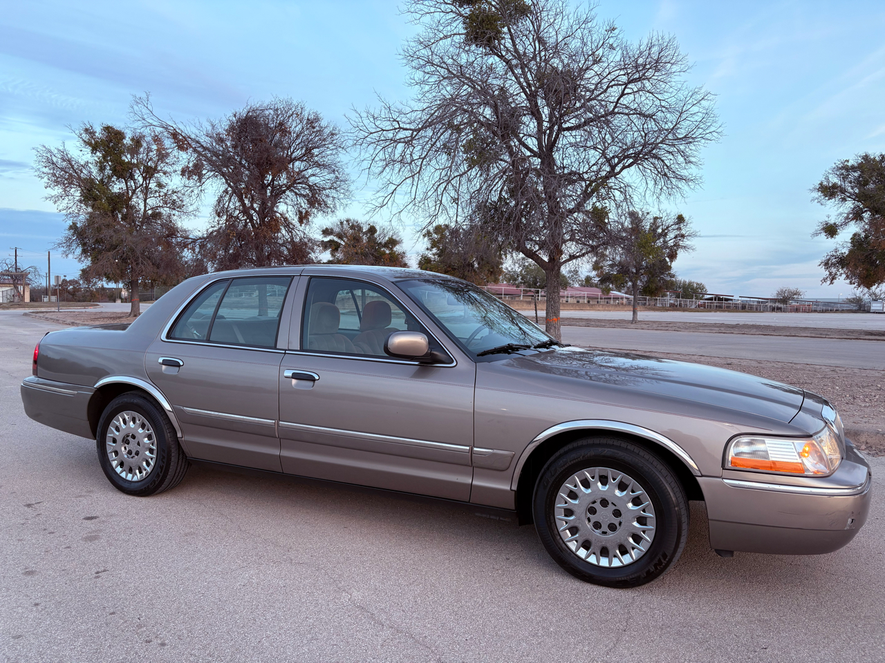 Mercury Grand Marquis GS 2003