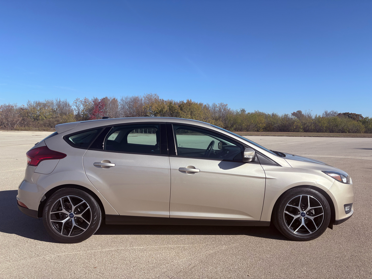 Ford Focus SEL Hatch 2018