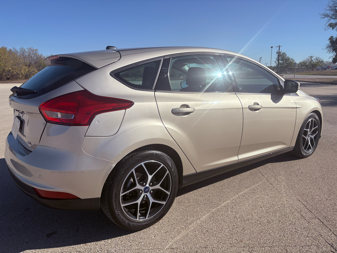 Ford Focus SEL Hatch 2018