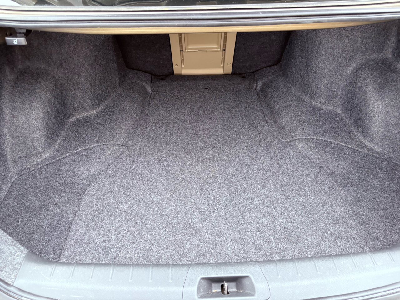 Honda Accord Sdn 4dr I4 Auto LX-P 2009