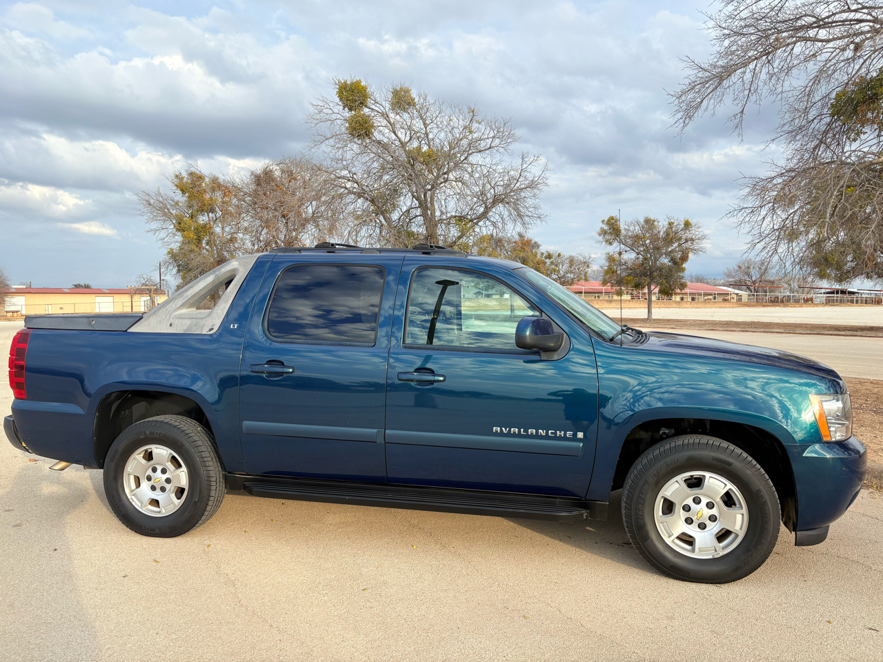Chevrolet Avalanche 2WD Crew Cab 130" LT w/3LT 2007