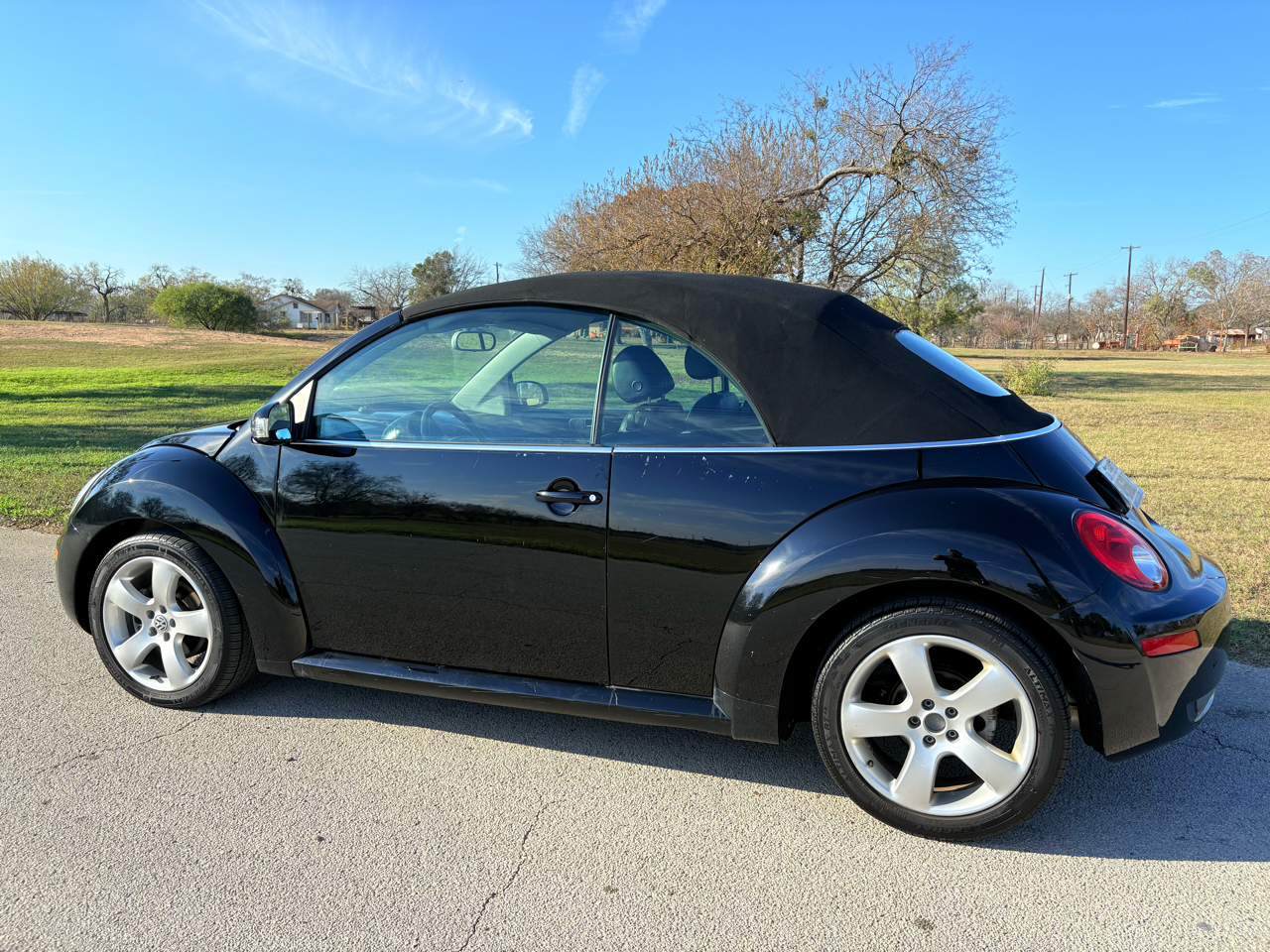 Volkswagen New Beetle Convertible  2007
