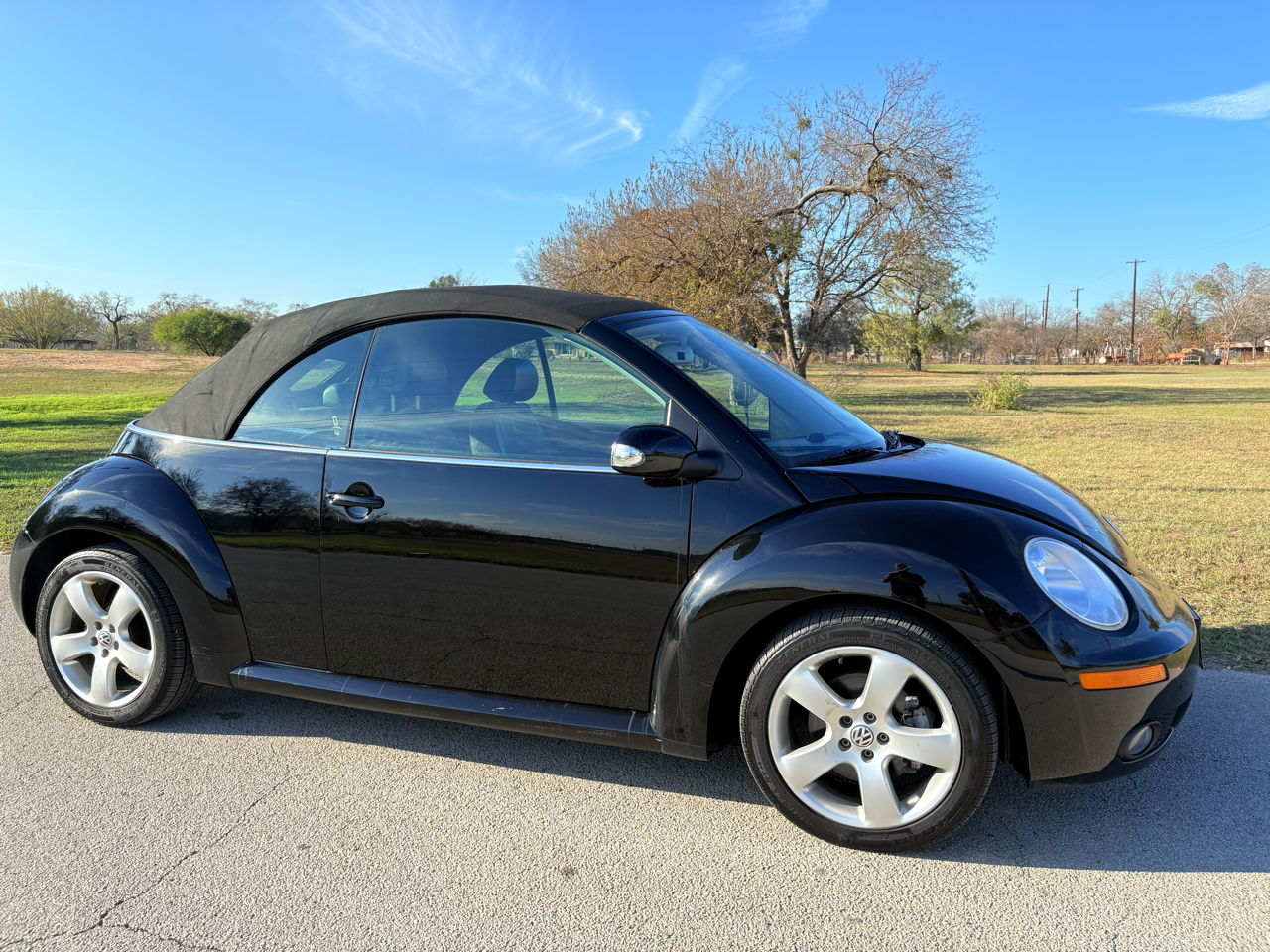 Volkswagen New Beetle Convertible  2007