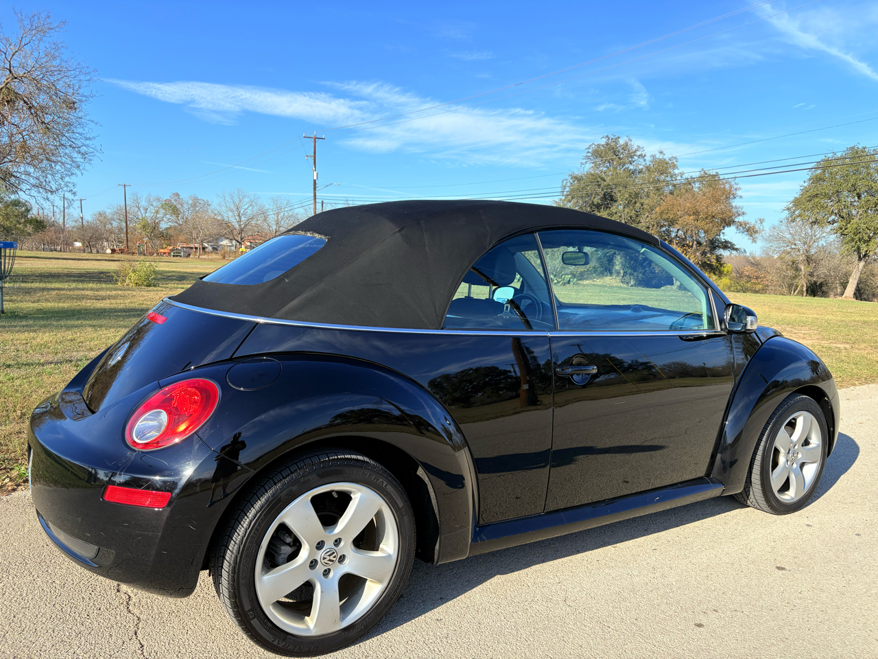 Volkswagen New Beetle Convertible  2007