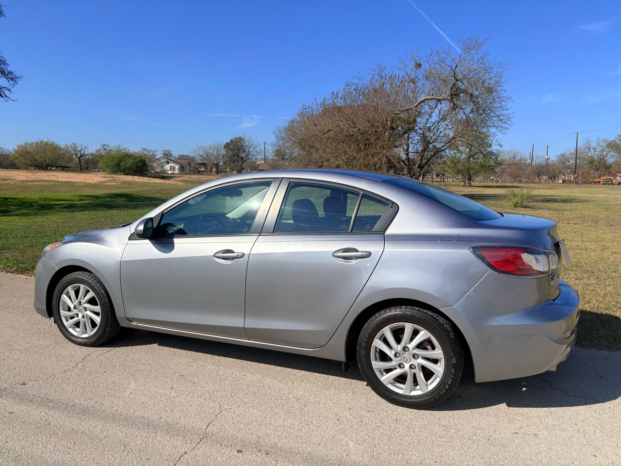 Mazda MAZDA3 4dr Sdn Auto i Touring 2012