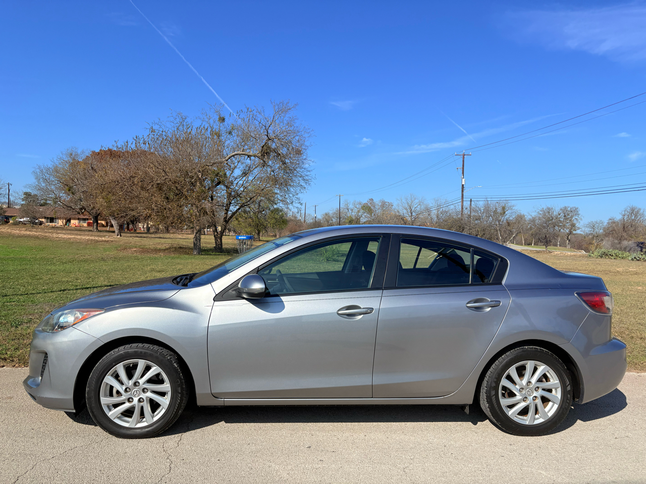 Mazda MAZDA3 4dr Sdn Auto i Touring 2012