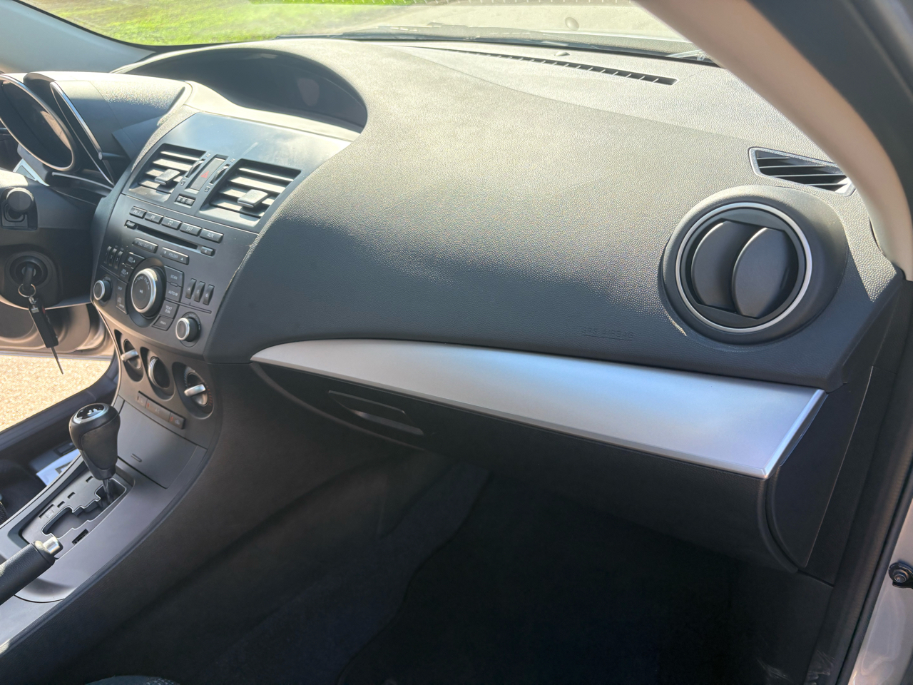 Mazda MAZDA3 4dr Sdn Auto i Touring 2012