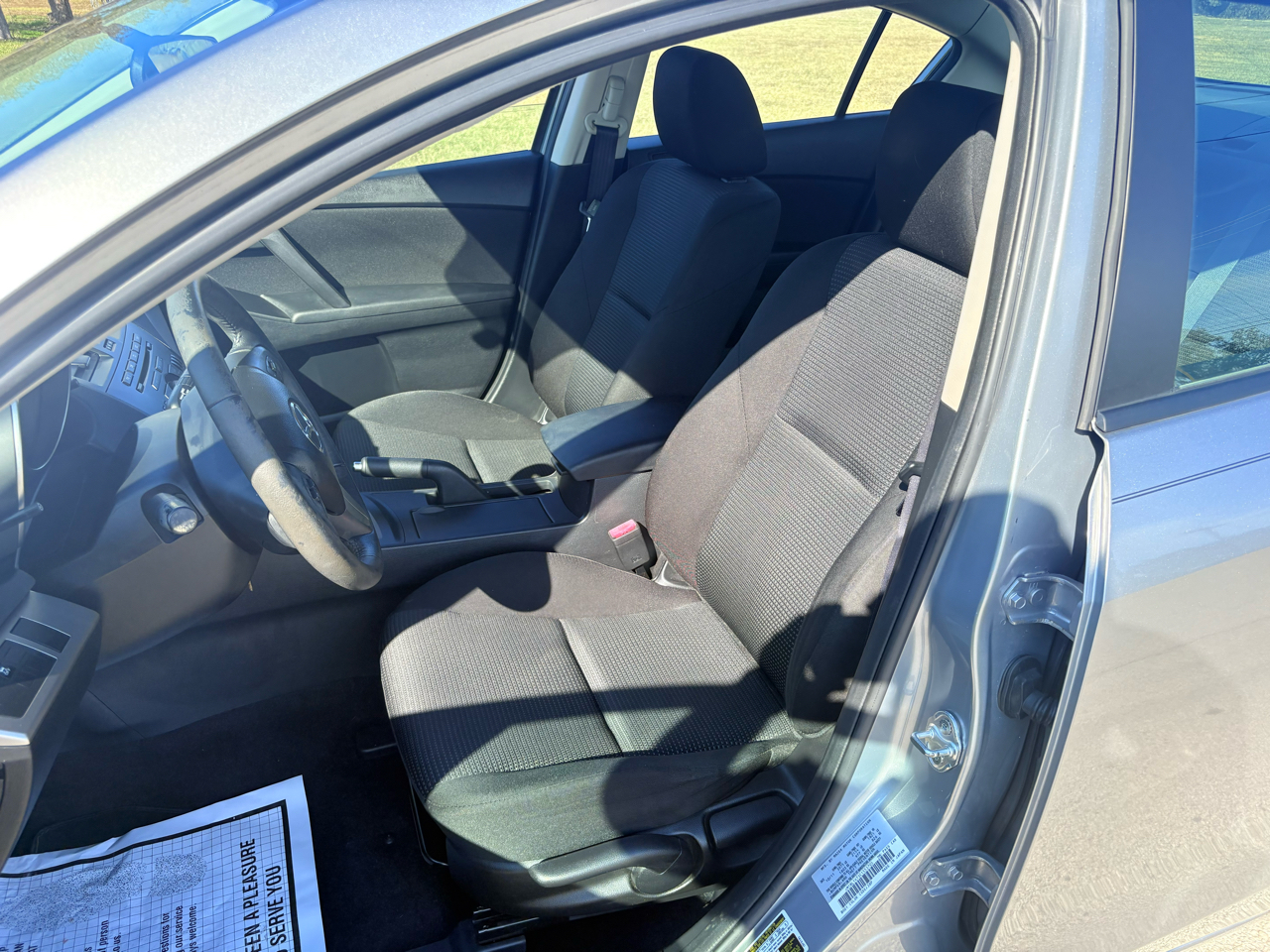 Mazda MAZDA3 4dr Sdn Auto i Touring 2012